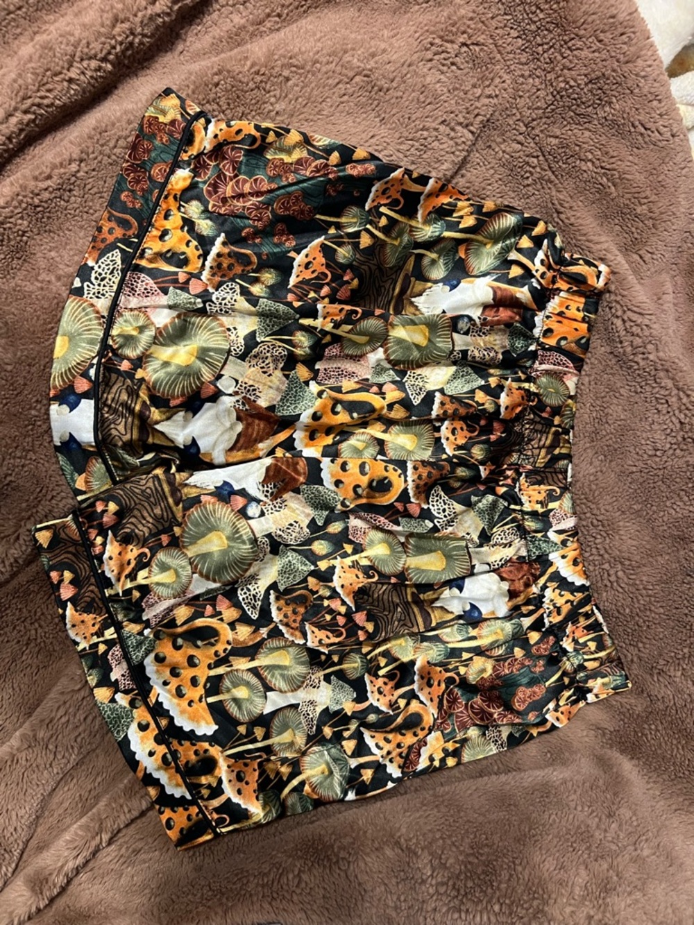 Earthbound: Forest/mushroom shorts. Size: Medium